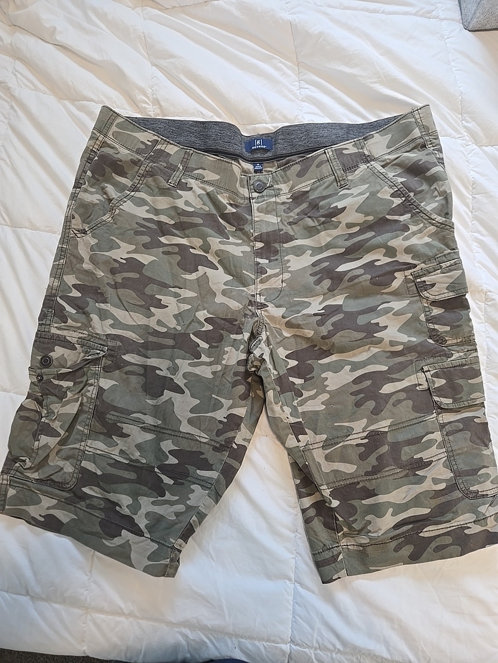 George Shorts Men Size 42 Camo 14" Cargo Army Military Baggy Skater Outdoor Y2K